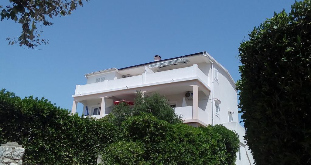 Apartments Burcul Pag Pag Town Exterior photo